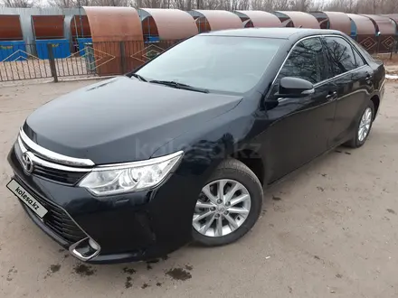 Toyota Camry 2017 года за 11 600 000 тг. в Уральск – фото 5