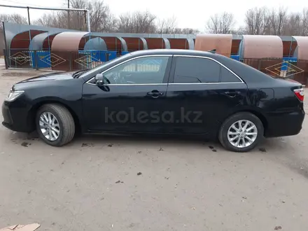 Toyota Camry 2017 года за 11 600 000 тг. в Уральск – фото 15