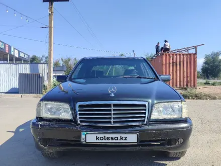 Mercedes-Benz C 220 1994 года за 1 600 000 тг. в Алматы