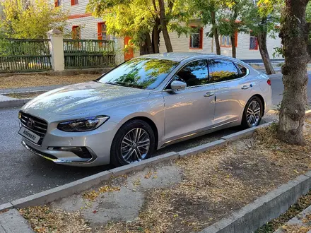 Hyundai Grandeur 2018 года за 10 000 000 тг. в Кентау