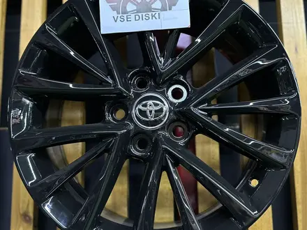 Toyota Camry 55 новые диски за 220 000 тг. в Атырау