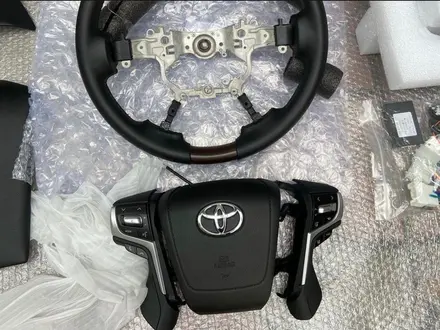 Рестайлинг салона Toyota Land Cruiser 200 2008-2015 под 2016-2021 за 650 000 тг. в Семей – фото 4