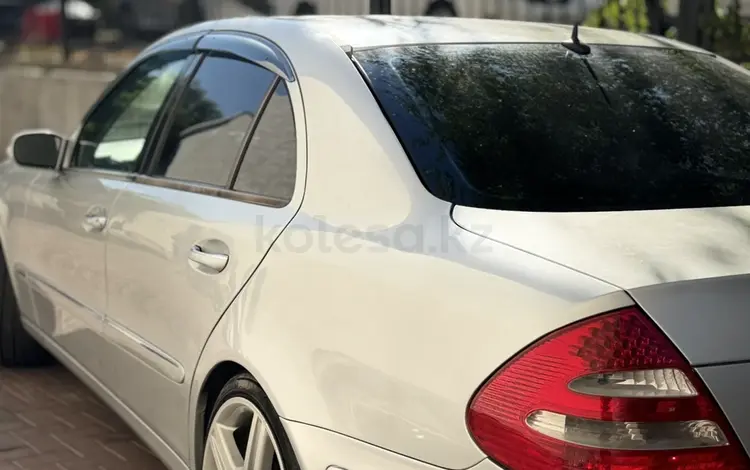 Mercedes-Benz E 320 2004 года за 6 100 000 тг. в Алматы