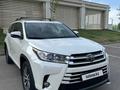 Toyota Highlander 2018 года за 18 000 000 тг. в Астана – фото 16