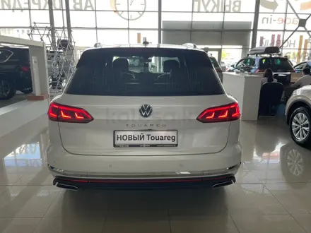 Volkswagen Touareg Business Elegance 2021 года за 52 722 000 тг. в Караганда – фото 17