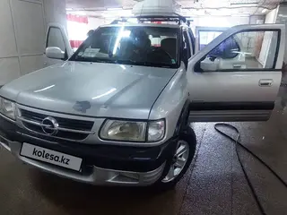 Opel Frontera, 2004
