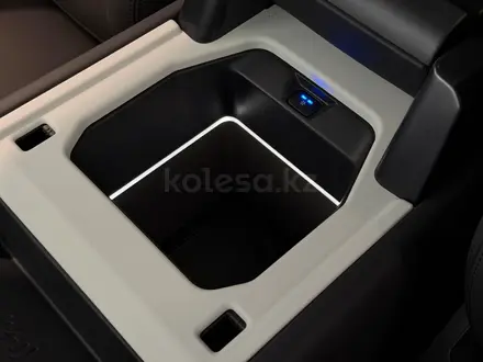 Land Rover Defender X-Dynamic SE 2026 года за 74 244 000 тг. в Караганда – фото 17