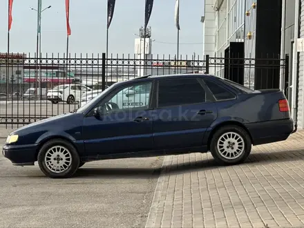 Volkswagen Passat 1994 года за 990 000 тг. в Шымкент – фото 7