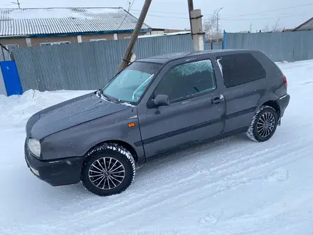 Volkswagen Golf 1993 года за 750 000 тг. в Астана – фото 2