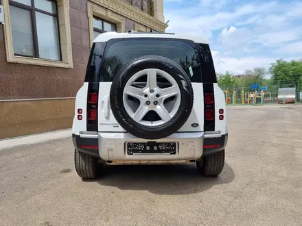 Land Rover Defender 2022 года за 47 000 000 тг. в Алматы – фото 6