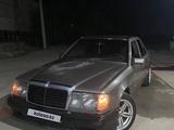 Mercedes-Benz E 260 1990 года за 1 500 000 тг. в Уральск – фото 3