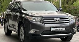 Toyota Highlander 2011 года за 14 000 000 тг. в Алматы – фото 2