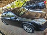 Opel Astra 2011 года за 1 900 000 тг. в Алматы – фото 3