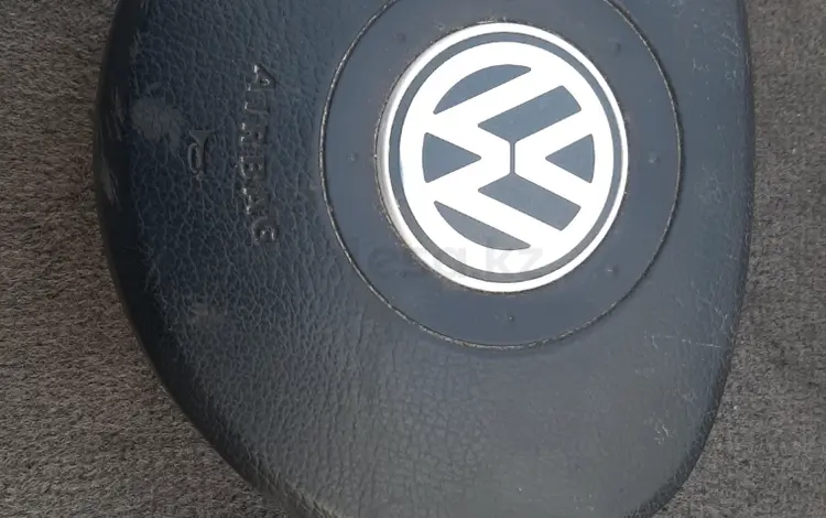Подушка безопасности руль srs airbag Volkswagen Touran и др. за 21 000 тг. в Семей