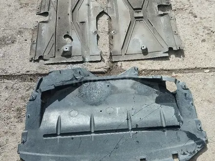 Защита двигателя bmw e39 за 20 000 тг. в Караганда