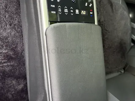 Toyota Camry 2023 года за 15 700 000 тг. в Павлодар – фото 8