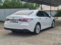 Toyota Camry 2019 года за 14 700 000 тг. в Кульсары – фото 3