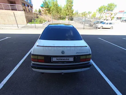 Volkswagen Passat 1991 года за 1 500 000 тг. в Акколь (Аккольский р-н) – фото 4