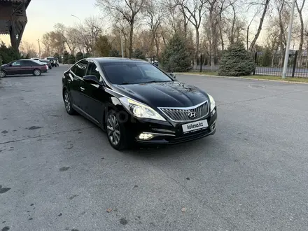 Hyundai Grandeur 2015 года за 9 500 000 тг. в Тараз – фото 2
