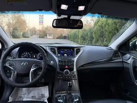 Hyundai Grandeur 2015 года за 9 500 000 тг. в Тараз – фото 5