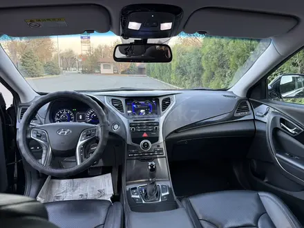 Hyundai Grandeur 2015 года за 9 500 000 тг. в Тараз – фото 9