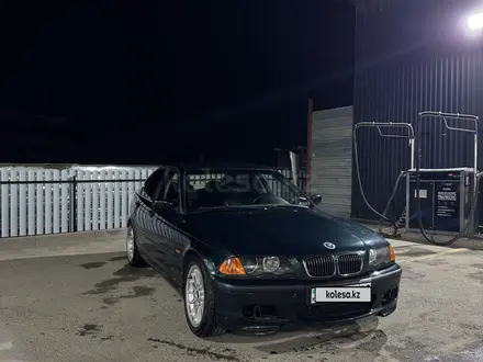 BMW 325 1999 года за 3 000 000 тг. в Алматы
