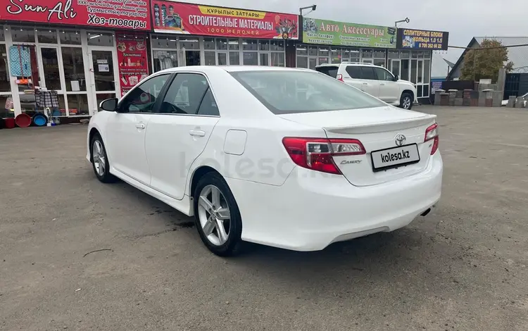 Toyota Camry 2013 годаүшін9 000 000 тг. в Алматы