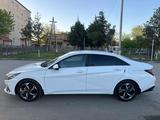 Hyundai Elantra 2021 года за 12 500 000 тг. в Арысь – фото 5