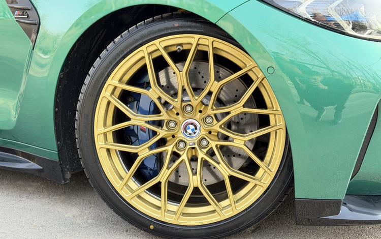 BMW M4 — миниатюра 3