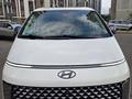 Hyundai Staria 2022 года за 20 444 444 тг. в Алматы – фото 13