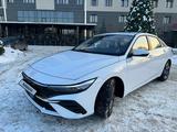 Hyundai Elantra 2024 года за 9 450 000 тг. в Алматы – фото 2