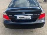 Toyota Camry 2005 года за 5 500 000 тг. в Балхаш – фото 3