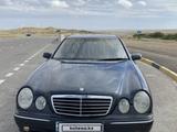 Mercedes-Benz E 320 2001 года за 3 500 000 тг. в Актау – фото 3