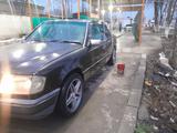 Mercedes-Benz E 220 1994 года за 1 300 000 тг. в Жетысай – фото 5