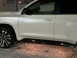 Toyota Land Cruiser Prado 2022 года за 27 200 000 тг. в Актау – фото 3