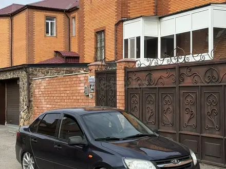 ВАЗ (Lada) Granta 2190 2014 года за 2 500 000 тг. в Караганда