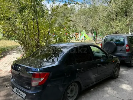 ВАЗ (Lada) Granta 2190 2014 года за 2 500 000 тг. в Караганда – фото 2