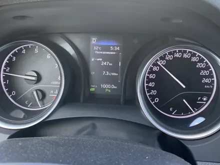 Toyota Camry 2020 года за 13 500 000 тг. в Павлодар – фото 2