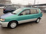 Toyota Ipsum 1996 года за 2 220 000 тг. в Алматы