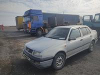 Volkswagen Vento 1995 годаfor1 200 000 тг. в Астана