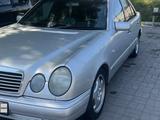 Mercedes-Benz E 200 1997 годаfor3 150 000 тг. в Тараз – фото 4