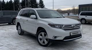 Toyota Highlander 2011 года за 11 900 000 тг. в Усть-Каменогорск