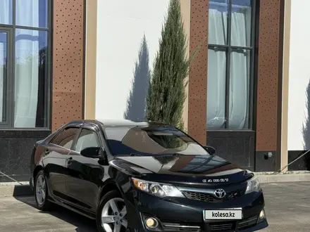 Toyota Camry 2013 года за 8 100 000 тг. в Тараз – фото 2