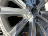 Диск TOYOTA CAMRY R17 Новый Оригинал за 100 000 тг. в Алматы – фото 3