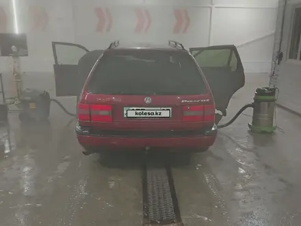 Volkswagen Passat 1995 года за 1 700 000 тг. в Кокшетау – фото 4