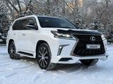 Lexus LX 570 2016 года за 36 700 000 тг. в Астана – фото 5