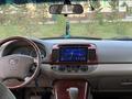 Toyota Camry 2004 года за 3 600 000 тг. в Астана – фото 7