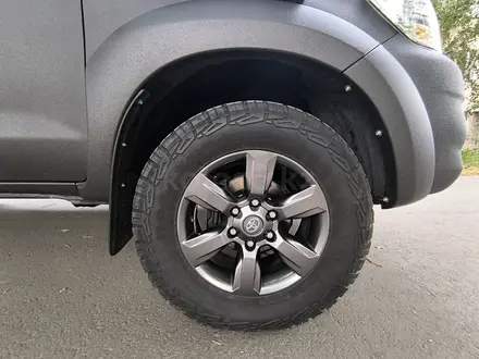 Toyota Hilux 2013 года за 9 500 000 тг. в Алматы – фото 33