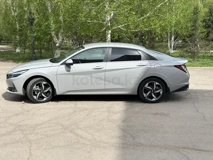 Hyundai Elantra 2023 года за 12 480 000 тг. в Кокшетау – фото 2