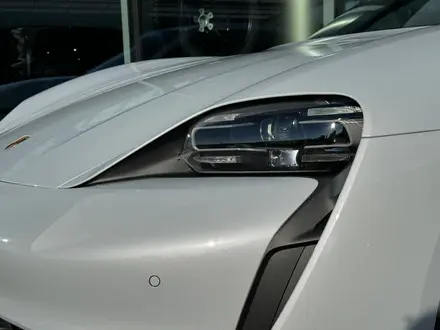 Porsche Taycan 2023 года за 55 000 000 тг. в Алматы – фото 24
